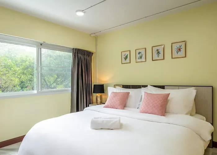 At Four-6 Bed, Center, Nana Bts, Mbk, World, Siam Villa