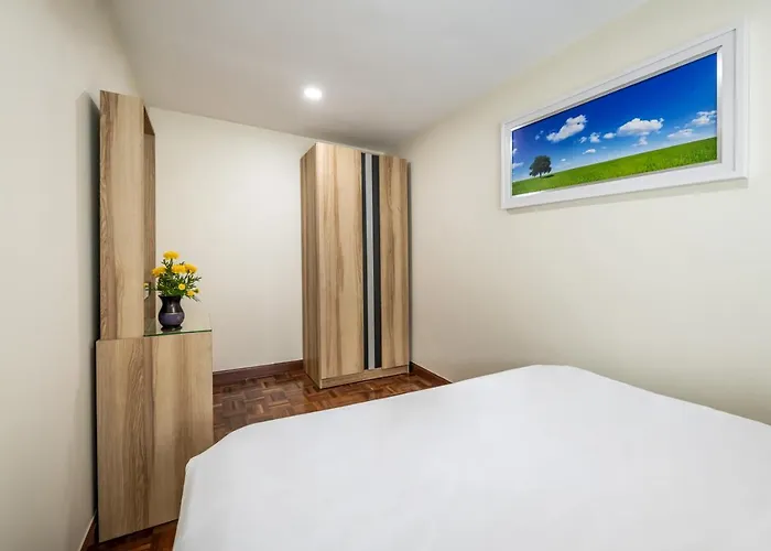 At Four-6 Bed, Center, Nana Bts, Mbk, World, Siam Bangkok