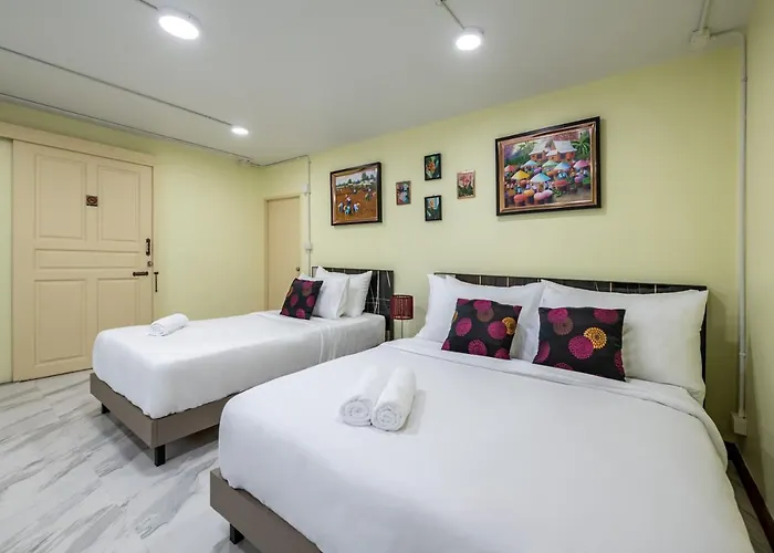 At Four-6 Bed, Center, Nana Bts, Mbk, World, Siam *